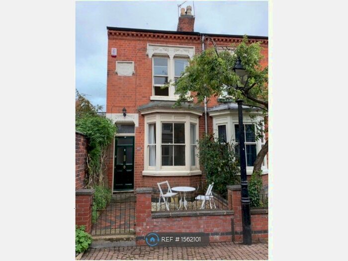 2 Bedroom End Of Terrace House To Rent In Brookhouse Avenue, Leicester, LE2