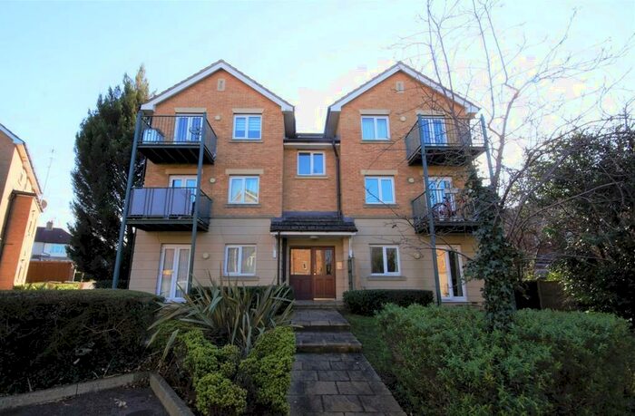 2 Bedroom Apartment To Rent In Fentiman Way, Harrow, HA2