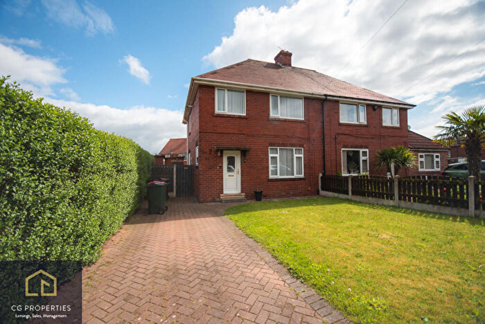 3 Bedroom Semi-Detached House For Sale In Newhill Road, Wath-upon-dearne, S63