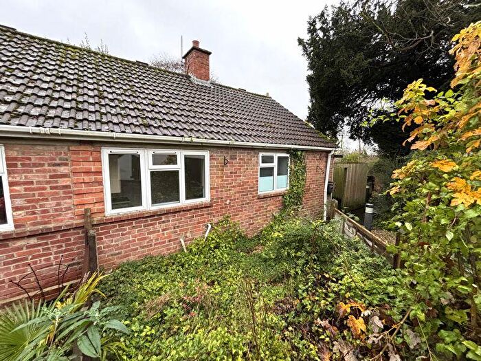 1 Bedroom Semi-Detached Bungalow For Sale In Sixpenny Handley, SP5