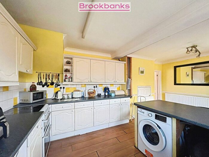 3 Bedroom Terraced House For Sale In Woodmount, Crockenhill, Swanley, BR8