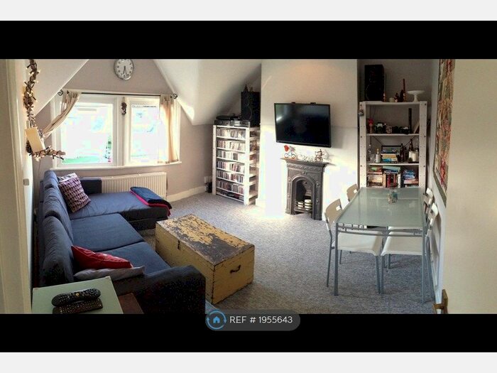 2 Bedroom Flat To Rent In Cricklewood Lane, London, NW2