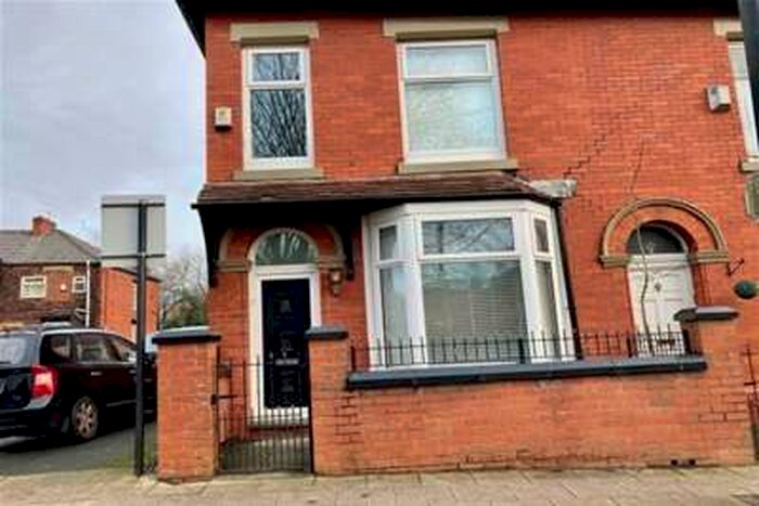 3 Bedroom Terraced House To Rent In Ashton Road, OL8