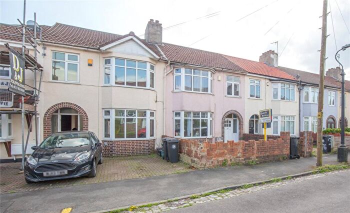 3 Bedroom Apartment For Sale In Boston Road, Bristol, BS7