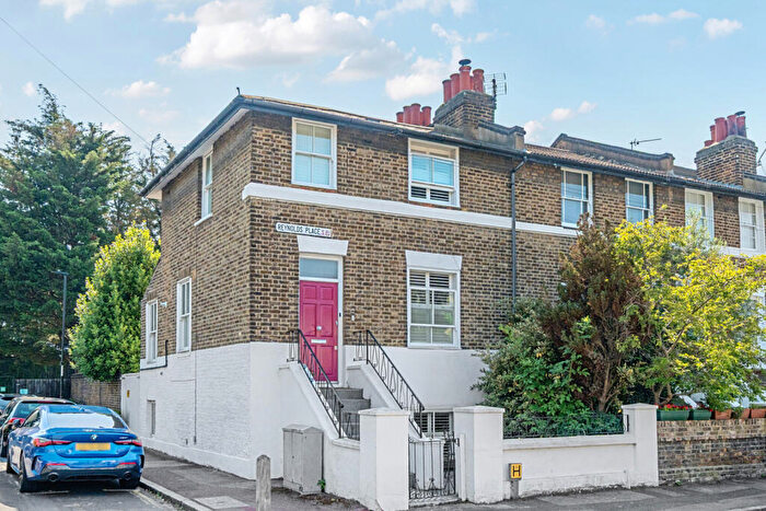 3 Bedroom End Of Terrace House For Sale In Reynolds Place, Blackheath, SE3