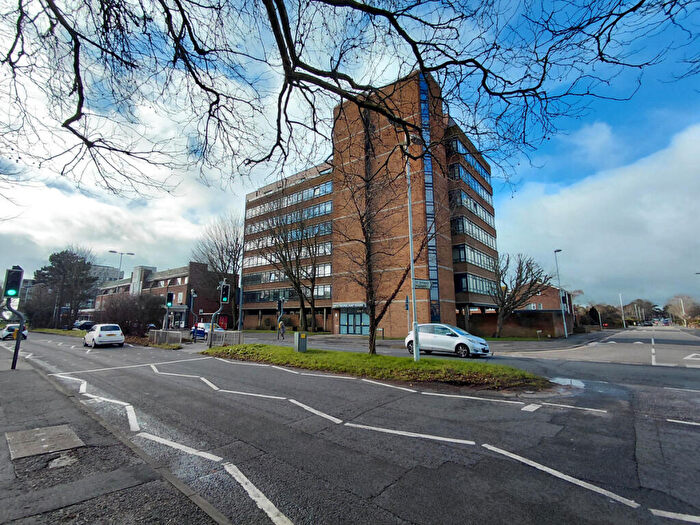 1 Bedroom Apartment For Sale In Strand Parade, Worthing, BN12