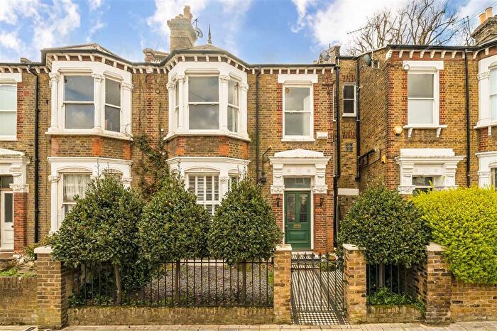 1 Bedroom Flat For Sale In Haycroft Road, Brixton, SW2