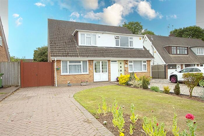 2 Bedroom Semi-Detached House For Sale In Tyelands, Billericay, CM12