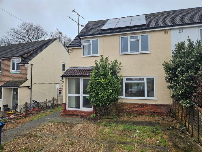 3 Bedroom Semi-Detached House To Rent In Old Park Close, Farnham, GU9
