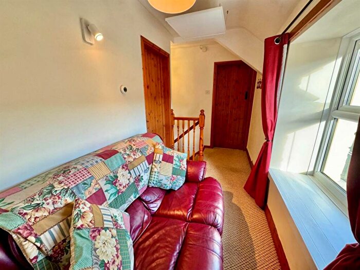 2 Bedroom Semi-Detached House For Sale In Dolwyddelan, LL25