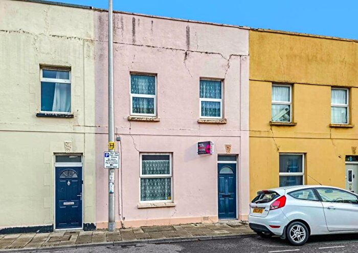 3 Bedroom Terraced House For Sale In Alfred Street, Weston Super Mare - Superb Value, BS23