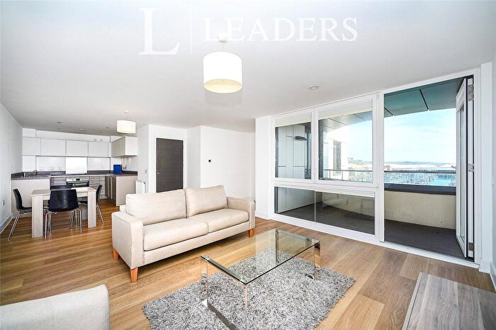 3 Bedroom Flat To Rent In Sirius, The Boardwalk, Brighton, BN2