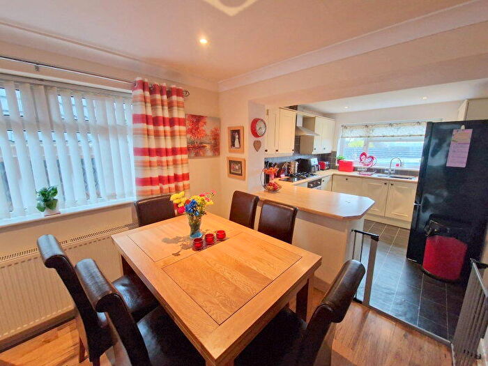 3 Bedroom Detached House For Sale In Greenpark Road, Exmouth, EX8