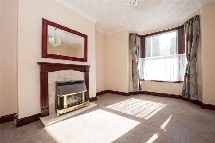 1 Bedroom Flat To Rent In The Terrace, Gravesend, Kent, DA12