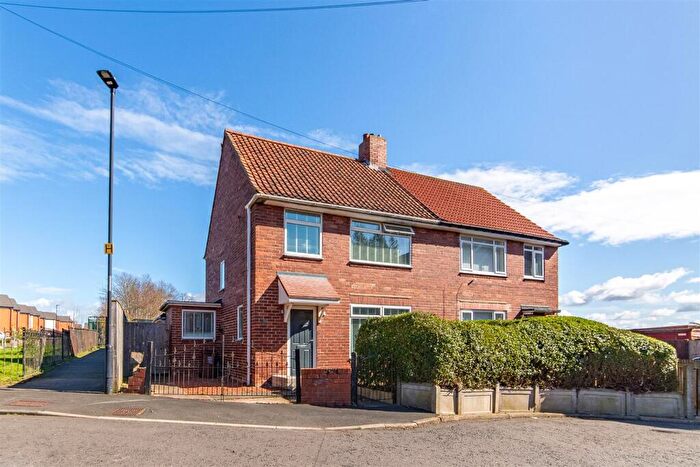 3 Bedroom Semi-Detached House To Rent In Rothay Place, Newcastle Upon Tyne, NE5