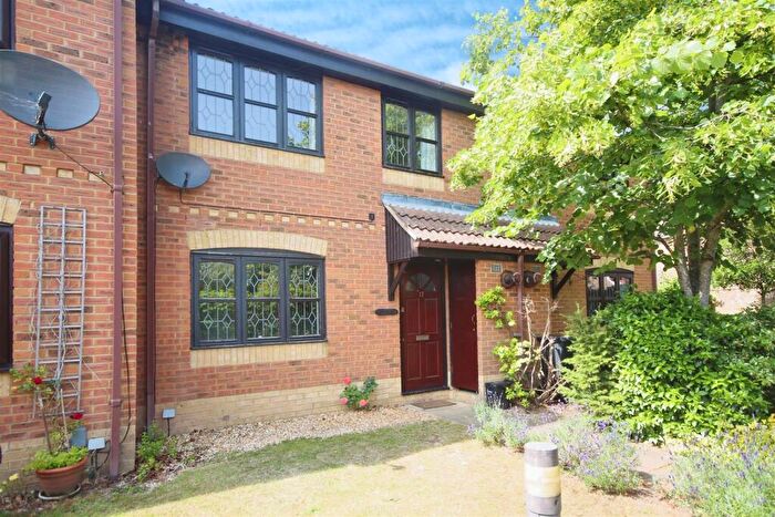 2 Bedroom Terraced House To Rent In Thornbury Green, Twyford, Reading, Berkshire, RG10