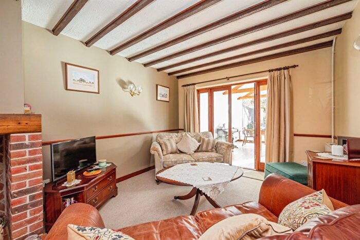 3 Bedroom Semi-detached House For Sale In Dereham Road, Bawdeswell, Dereham, NR20