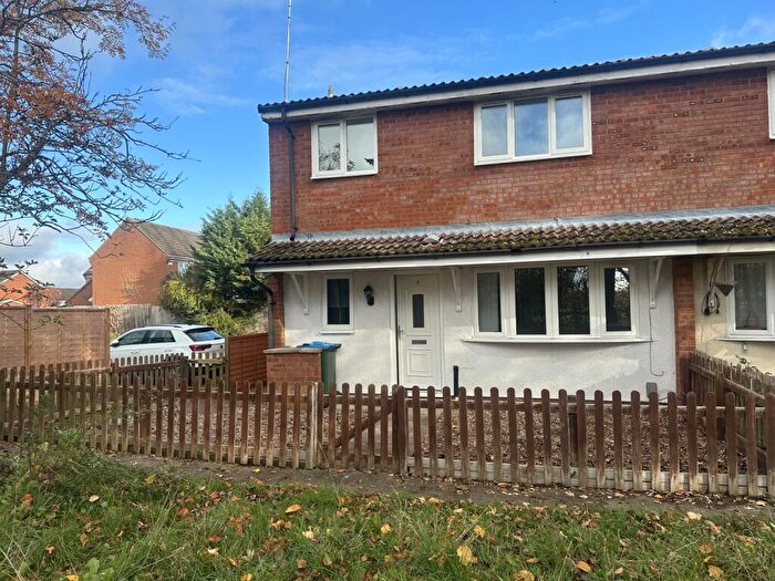 2 Bedroom House To Rent In Tolman Court, Aylesbury, HP21