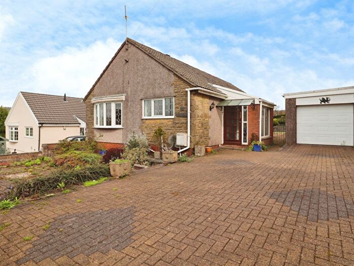 2 Bedroom Detached Bungalow For Sale In Maes Y Bryn, Tonyrefail, Porth, CF39