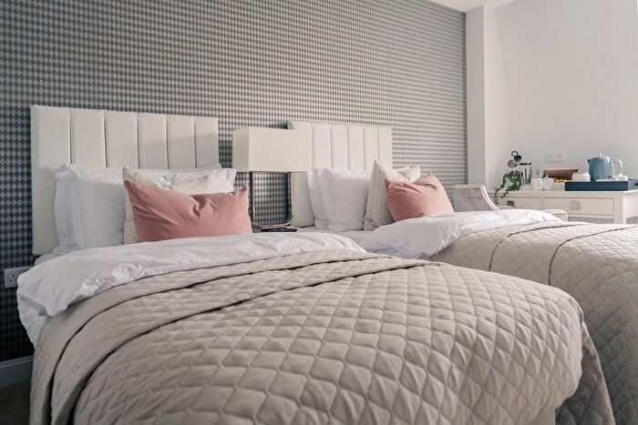 1 Bedroom Flat To Rent In Berneslai Close, Barnsley, S70