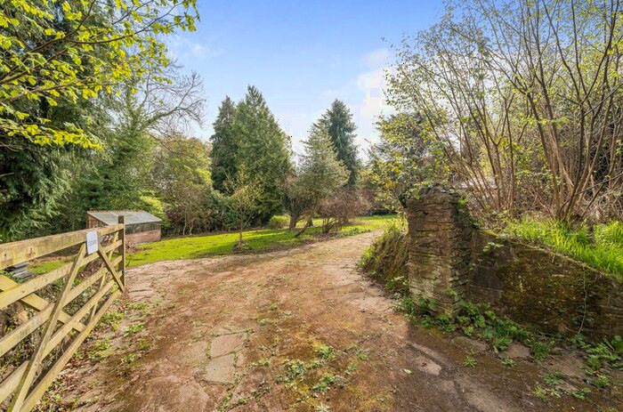 1 Bedroom Detached House For Sale In Shere, Guildford, Surrey, GU5