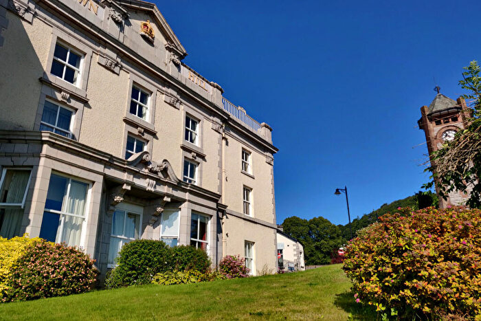 2 Bedroom Apartment For Sale In Flat, Crown Hill, Grange-over-Sands, Cumbria, LA11