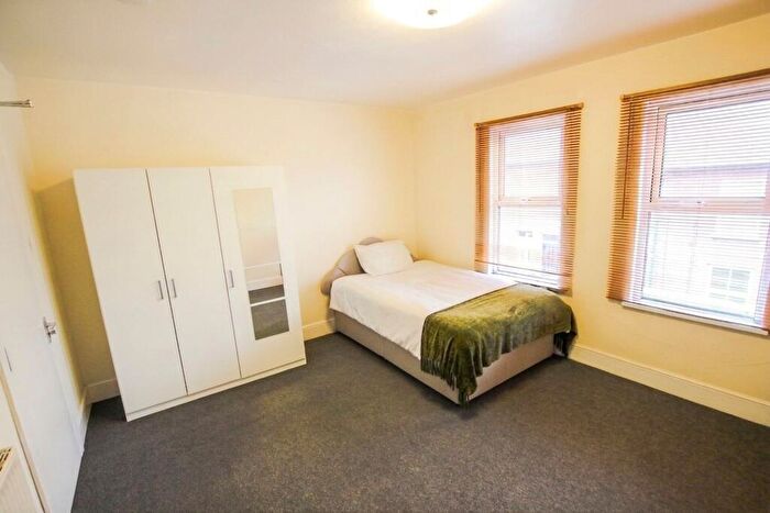 1 Bedroom Terraced House To Rent In West Hill, Reading, RG1