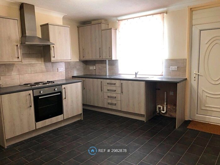 2 Bedroom Terraced House To Rent In Doncaster Road, Barnsley, S70