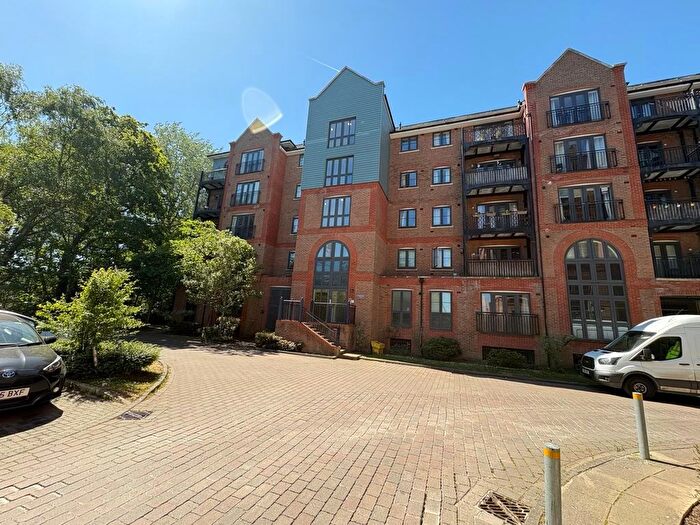1 Bedroom Flat For Sale In Cannons Wharf, Tonbridge, TN9