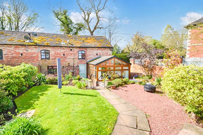 2 Bedroom Barn Conversion For Sale In Bishops Offley, Stafford, ST21