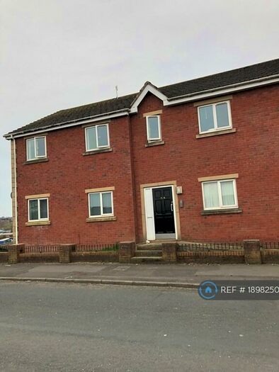 2 Bedroom Flat To Rent In Kingsbridge Court, Blackburn, BB2