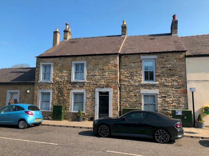 2 Bedroom Flat To Rent In Queens Apartments, Lanchester, DH7