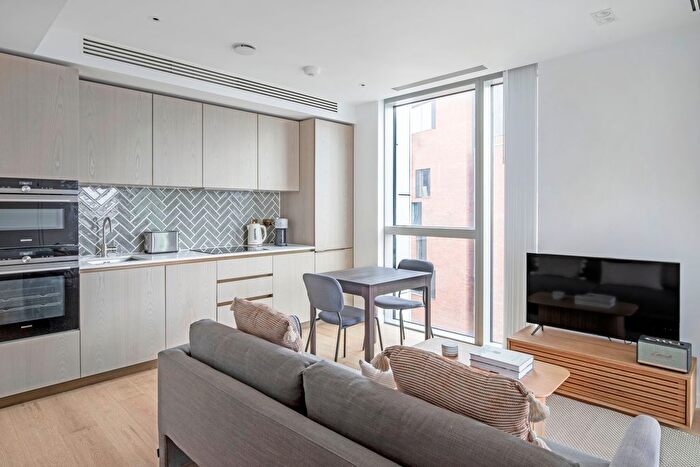 1 Bedroom Flat To Rent In City Road, London, EC1V
