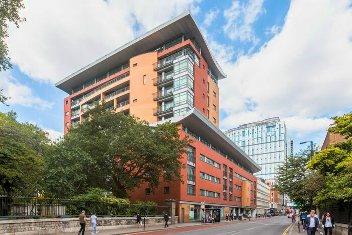 2 Bedroom Flat To Rent In City Road, London, EC1Y