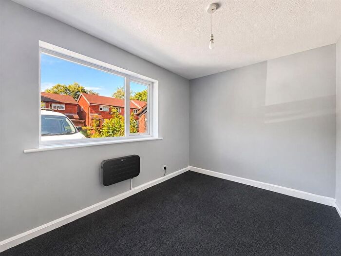 1 Bedroom Flat For Sale In Haighton Court, Fulwood, PR2