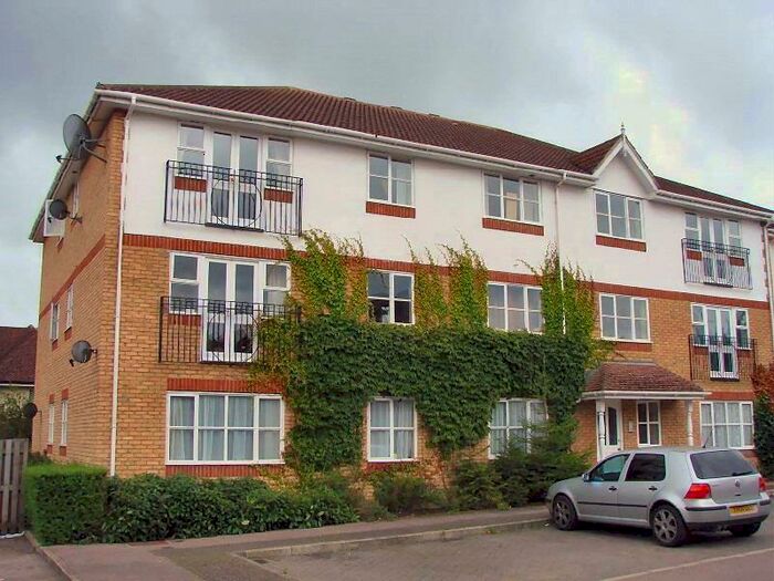 2 Bedroom Apartment To Rent In Knaphill, GU21