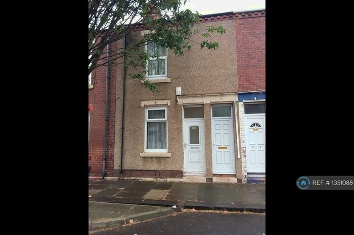 1 Bedroom Flat To Rent In Devonshire Street, South Shields, NE33