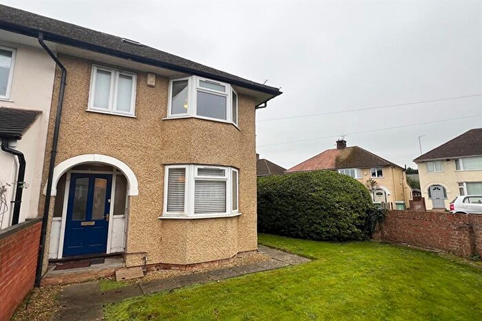 4 Bedroom Semi-Detached House To Rent In Mayfair Road, Oxford, OX4