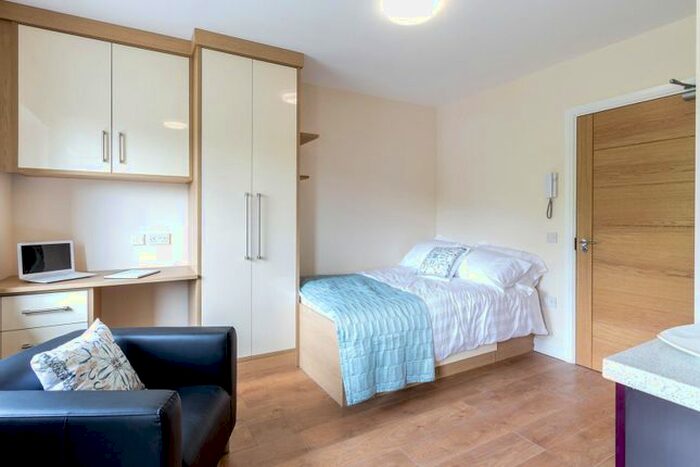 Studio To Rent In Lofthouse Place, Leeds, LS2