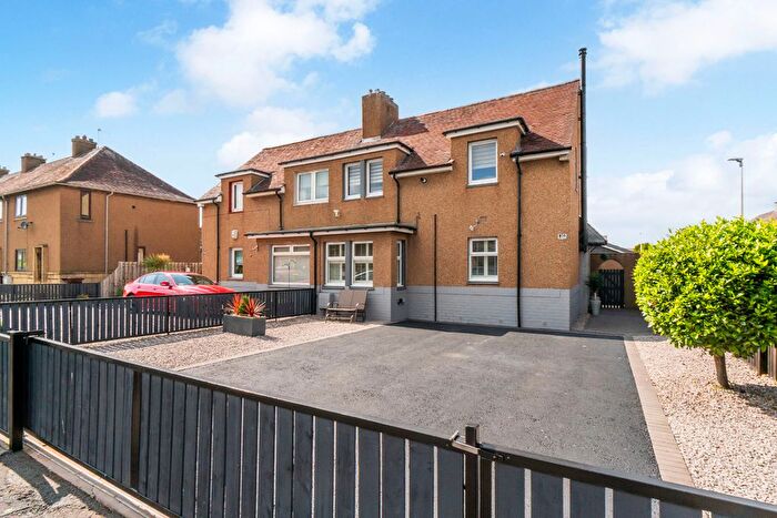 3 Bedroom Semi-Detached House For Sale In North Grange Avenue, Prestonpans, EH32
