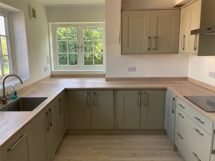 4 Bedroom Detached House To Rent In Cowley Hill, Borehamwood, Hertfordshire, WD6