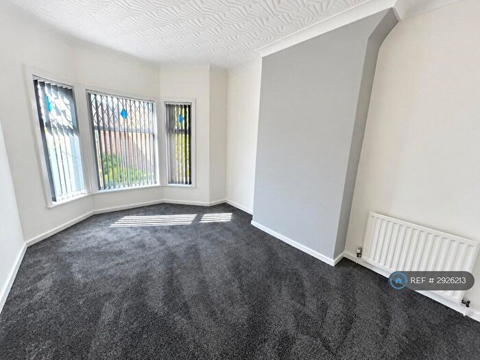 4 Bedroom Terraced House To Rent In Ruskin Road, Crewe, CW2