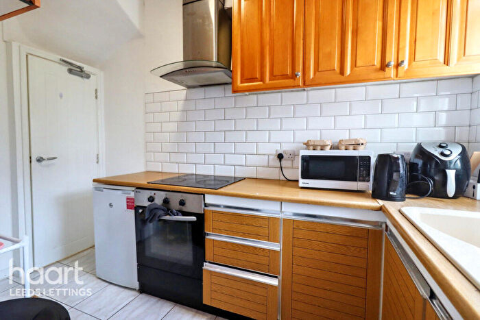 1 Bedroom Terraced House To Rent In Barras Place, Leeds, LS12