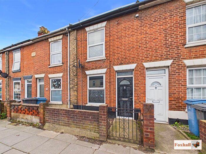 2 Bedroom Terraced House For Sale In Cauldwell Hall Road, Ipswich, IP4