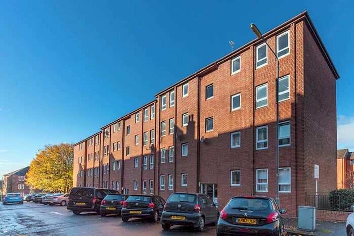 1 Bedroom Flat To Rent In Linden Street, Glasgow, G13