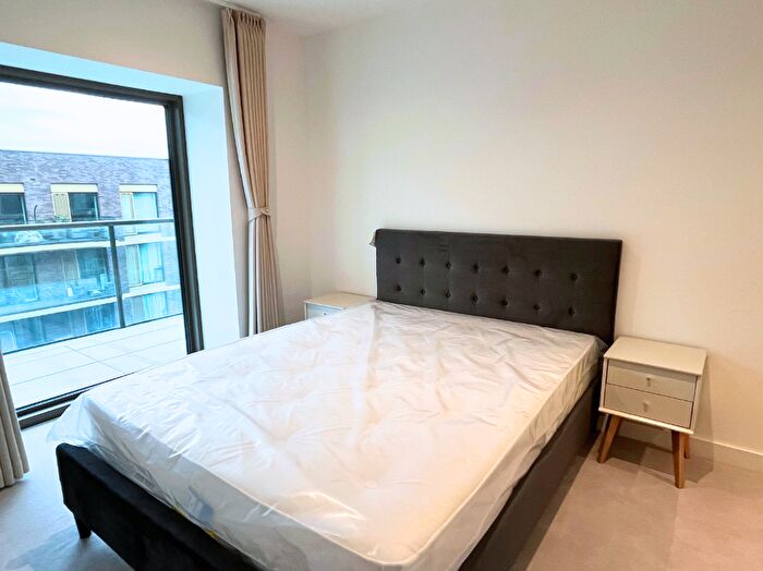 2 Bedroom Apartment To Rent In Royal Crest Avenue, London, E16