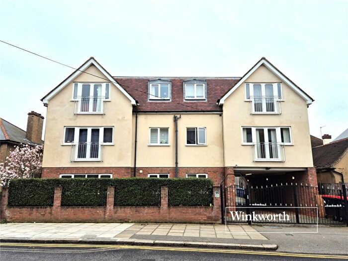 1 Bedroom Apartment To Rent In Elma Court, Mays Lane, Barnet, EN5