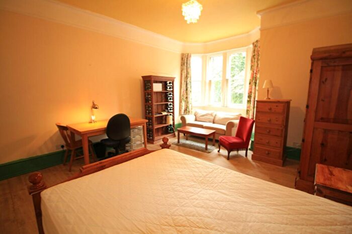1 Bedroom Flat To Rent In Burns Street, Nottingham, NG7