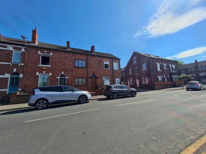 2 Bedroom Terraced House To Rent In Smawthorne Lane, Castleford, WF10
