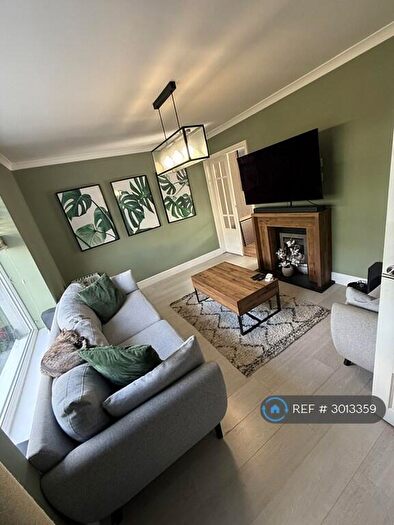 3 Bedroom Semi-Detached House To Rent In Tremayne Road, Nottingham, NG8